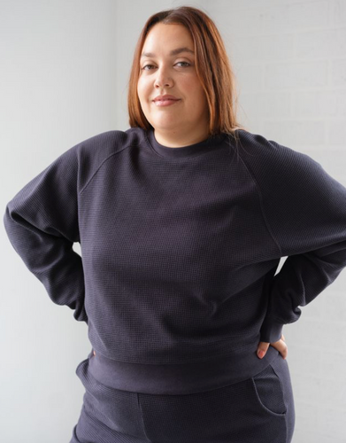 BRUNETTE THE LABEL - Waffle Raglan Top | Navy