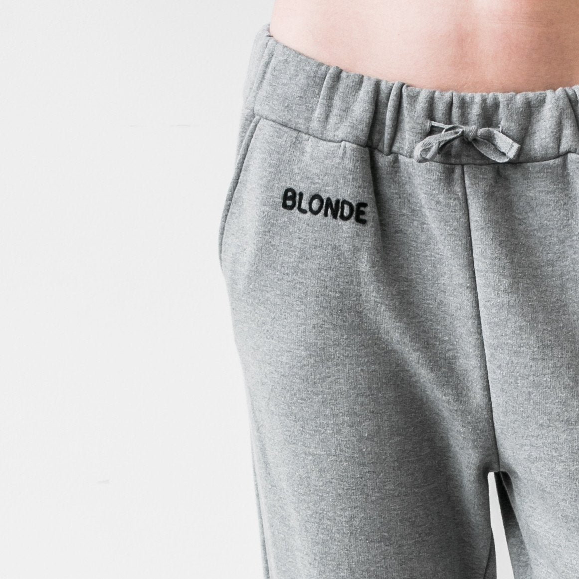 BRUNETTE THE LABEL - The "Middle Sister" Chainstitch Jogger | Heather Grey