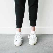 BRUNETTE THE LABEL - The "Middle Sister" Chainstitch Jogger | Black